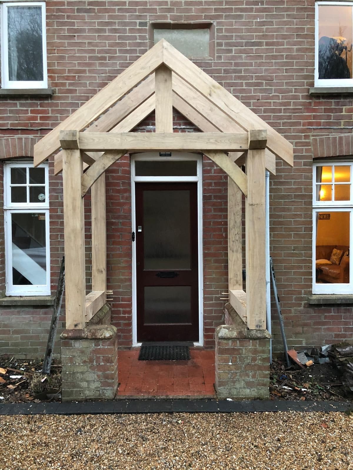 Oak framed porch, photograph 9