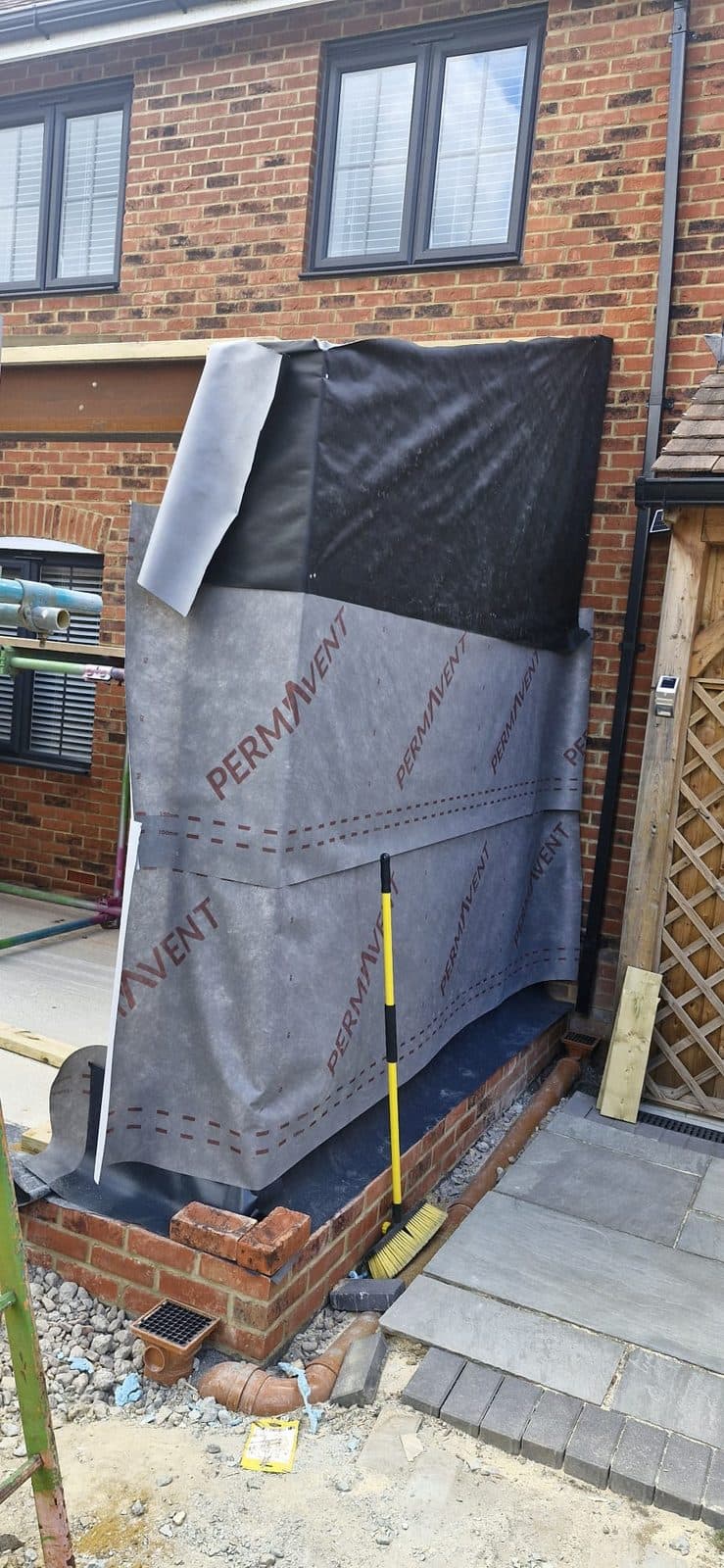 Single storey extension with bifolds, photograph 12