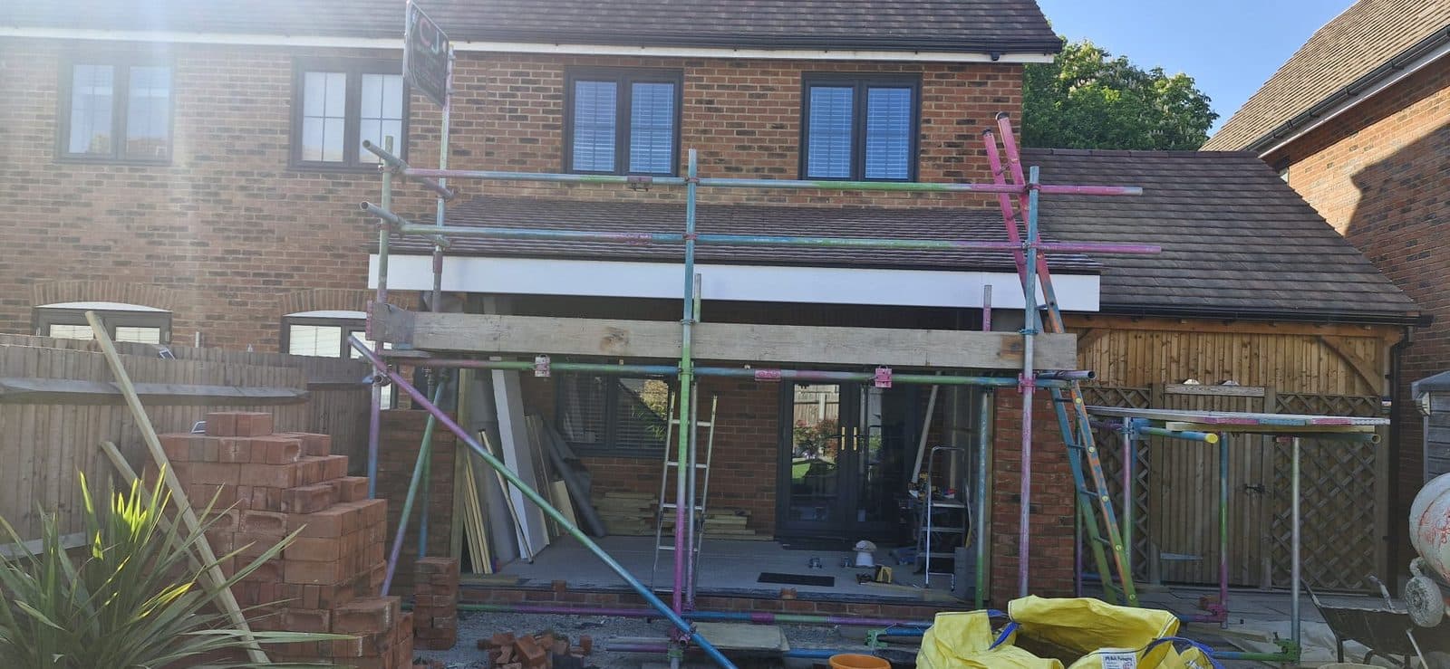 Single storey extension with bifolds, photograph 13