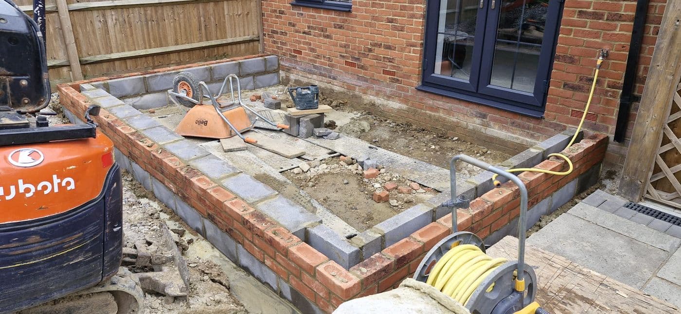 Single storey extension with bifolds, photograph 5